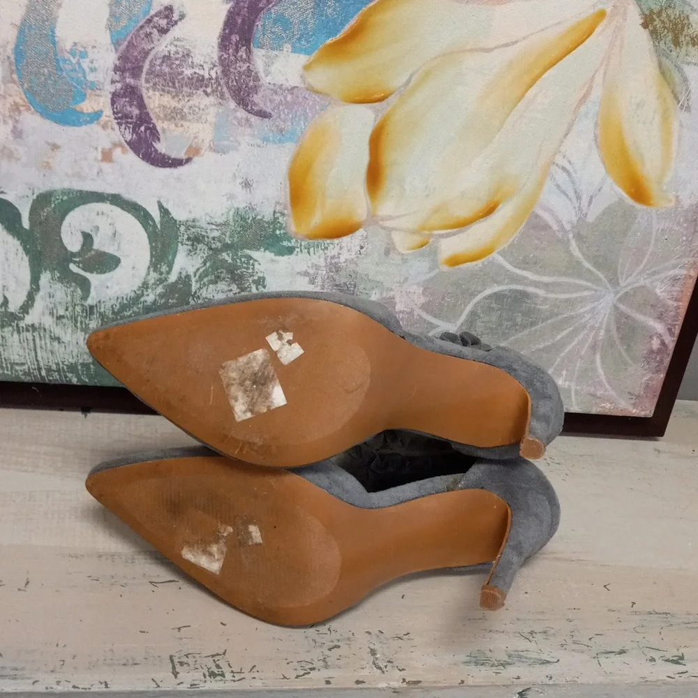 Charlotte Russe Gray, Pointed Toe, Ruffle Strap, Zip Back Heels - Picture 4 of 15